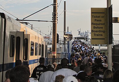 Game Day crowd at Hamburg Street station, August 2010.jpg