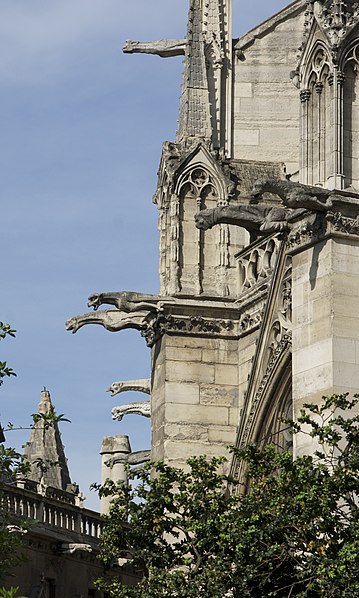 File:Gargouilles gargoyles Notre Dame de Paris.jpg