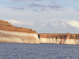 Glen Canyon National Recreation Area P1013100.jpg