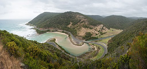 Great Ocean Road, Lorne, Australia - Feb 2012