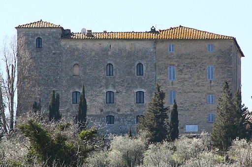 Castello di Grotti, Ville di Corsano, frazione Monteroni d'Arbia