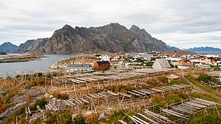 Henningsvær (15226562389).jpg