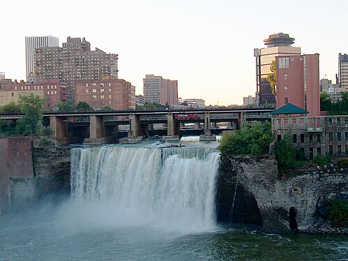 Даунфолс хай. Genesee Falls. Рочестер озеро Онтарио. Высокие водопады Рочестер. Река Дженеси.