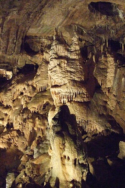 File:Hotton-Caves-12.JPG