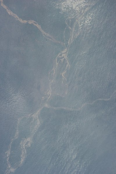 File:ISS038-E-26692 - View of India.jpg