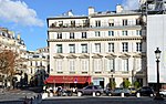 Edificio de 1-3 plazas place du Palais Bourbon en París 7 DS.jpg