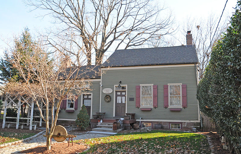 File:JEREMIAH J. YEARANCE HOUSE, LYNDHURST, BERGEN COUNTY.jpg