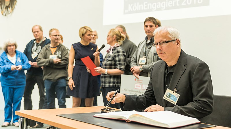 File:KölnEngagiert 2018 - 1 - Ehrung im Rathaus-8096.jpg