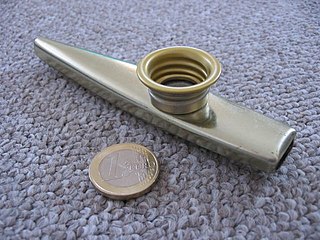 <span class="mw-page-title-main">Kazoo</span> American musical instrument