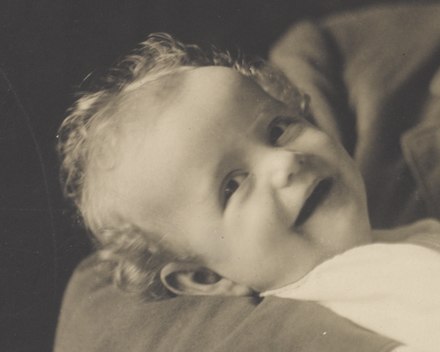 Kermit Roosevelt, Jr., in his grandfather's arms