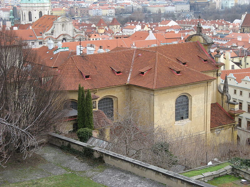 File:Kostel sv Kajetana.jpg