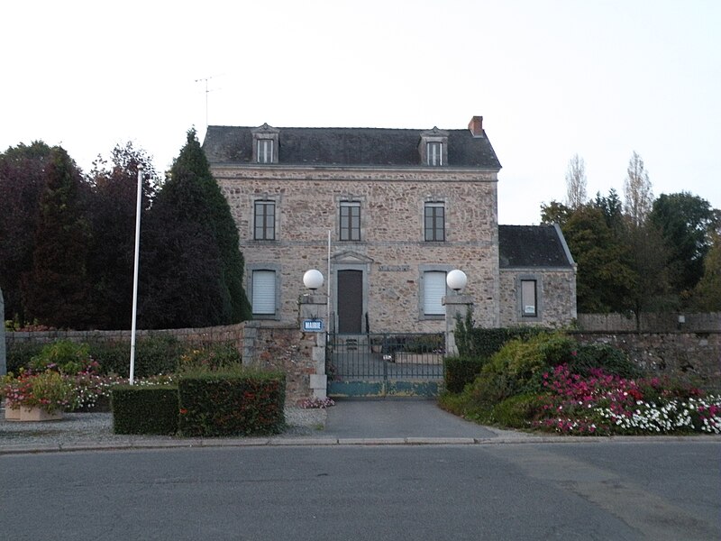 File:La Gravelle - Mairie.jpg