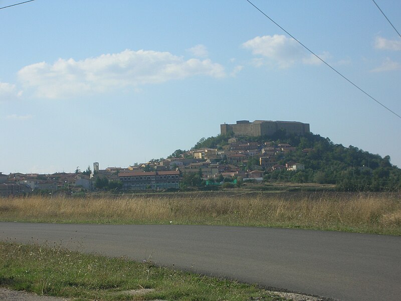 File:Lagopesole.jpg