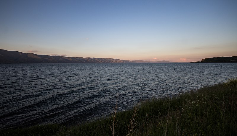 File:Lake Sevan 2.jpg