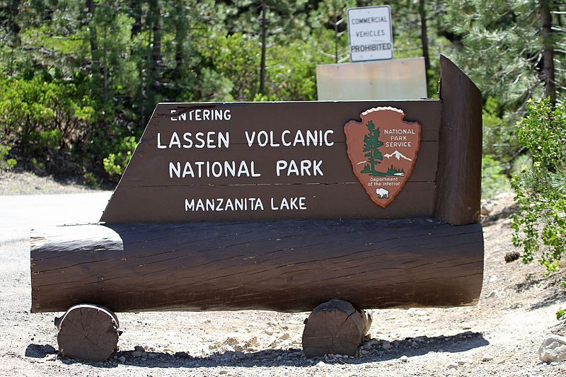 File:Lassen Volcanic National Park - Flickr - GregTheBusker.jpg