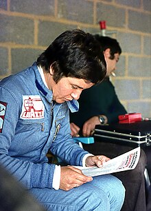 Lella-Garaj-Reading-04.jpg