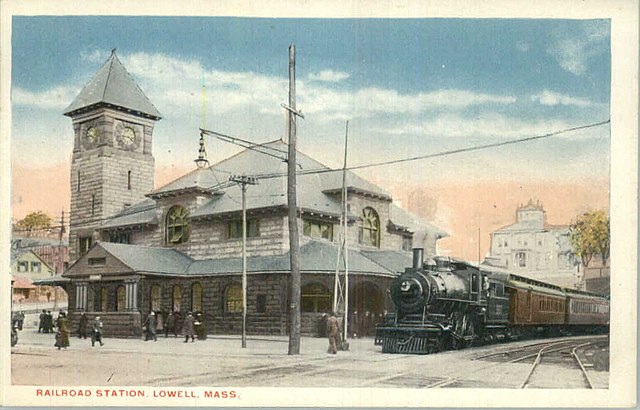 Early-20th-century postcard of a train at Lowell Union Station