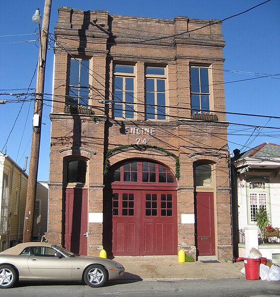 File:LowerMarigny13Jan2008Engine24Firehouse.jpg