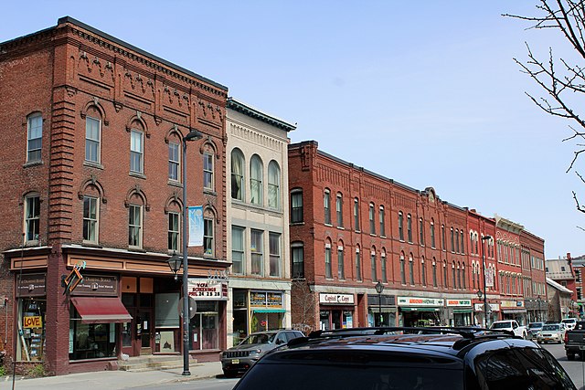 Image: Main Street   Montpelier, Vermont 02