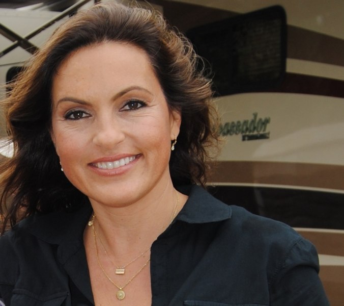 File:Mariska Hargitay filming SVU July 2011 cropped.jpg