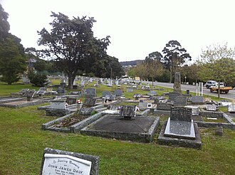 Upper side of Memorial Park Cemetery 2015 Memorial Park3.JPG