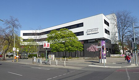 Moabit Oberstufenzentrum Banken, Immobilien und Versicherungen 002