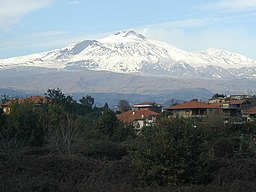 Monte Etna San Gregorio di Catania 2001.jpg