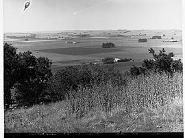 Moorak from the Road Around Blue Lake(GN08463).jpg