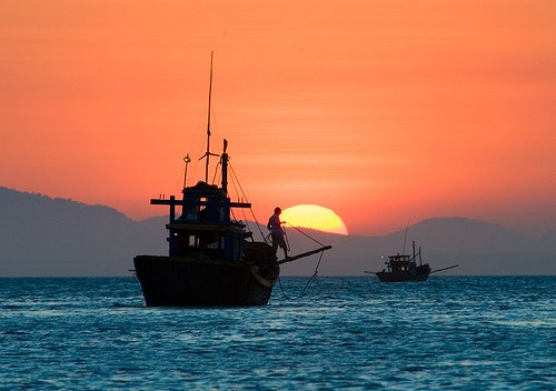 Sunset on the South China Sea off Mũi Né village on the south-east coast of Vietnam