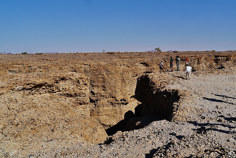 File:Namibia Namib-Naukluft-Nationalpark Sesriem-Canyon 01.jpg