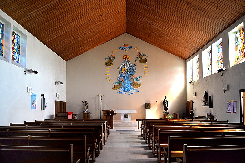 File:Nef de l'église Notre-Dame du Mesnil-Opac.jpg