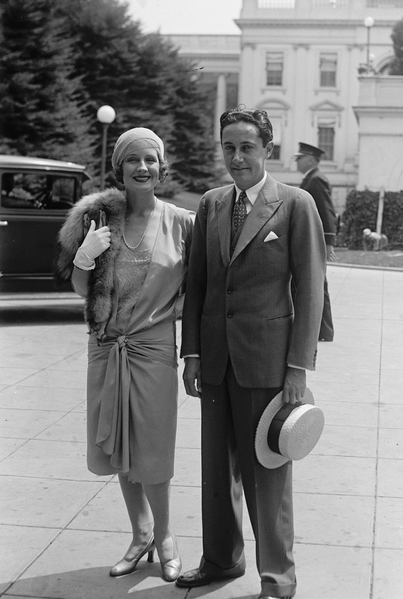 File:Norma Shearer and Irv Thalberg.png