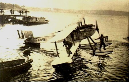 Fairey IIID floatplane flown by Ivor McIntyre during his circumnavigation of Australia in 1924