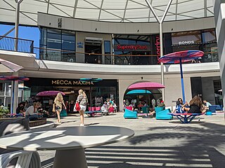 File:Pacific Fair Shopping Centre, Gold Coast, Australia 09.jpg - Wikimedia  Commons