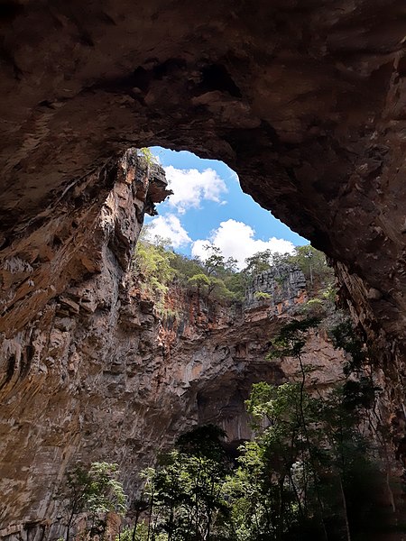File:Parque Nacional das Cavernas do Peruaçu Patrícia Carluccio (04).jpg