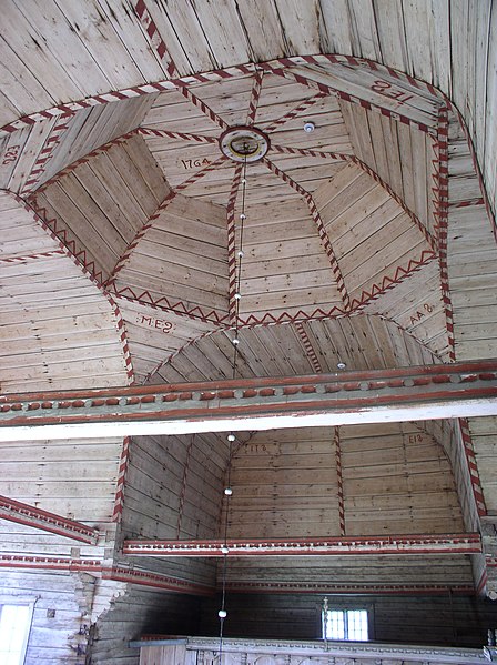 File:Petäjävesi Old Church interior ceiling dome.JPG