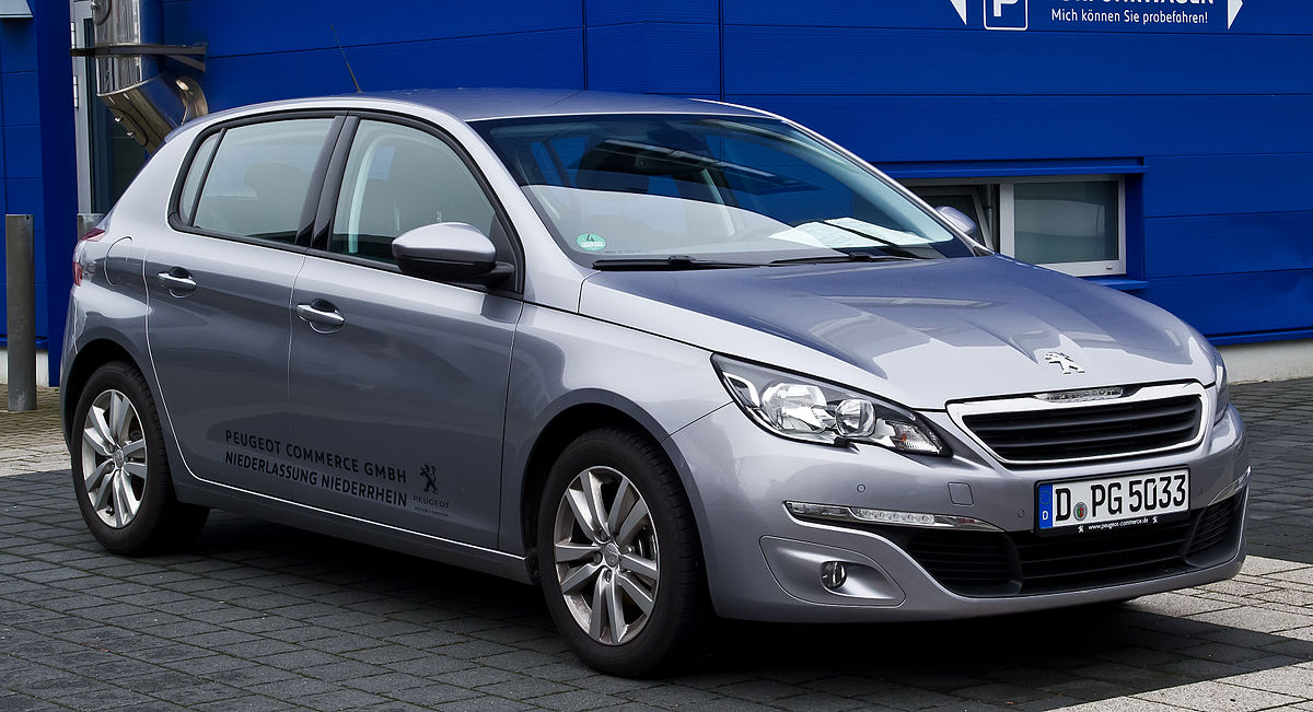 ▷ PEUGEOT 308 1.2 i STT Personenwagen gebraucht