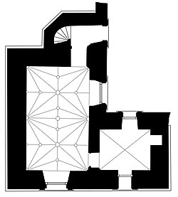 Plan of the ground floor of the tower; dashed lines show the vaulted ceiling design. Plan of the Jewel Tower.jpg