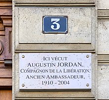 Plaquette aan Augustin Jordan (3 place d'Iéna) .jpg