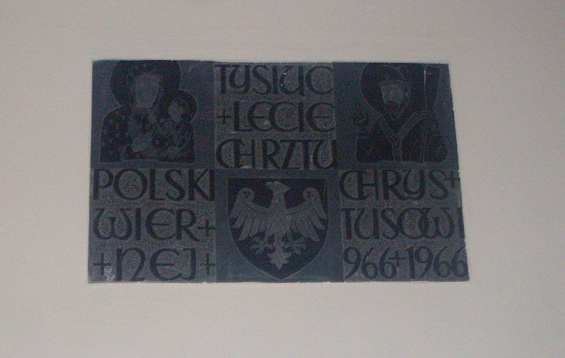 File:Plaque commemorating the thousandth anniversary of the Baptism of Poland at Church of the Sacred Heart of Jesus (the Collegiate Church of Gdańsk).jpg