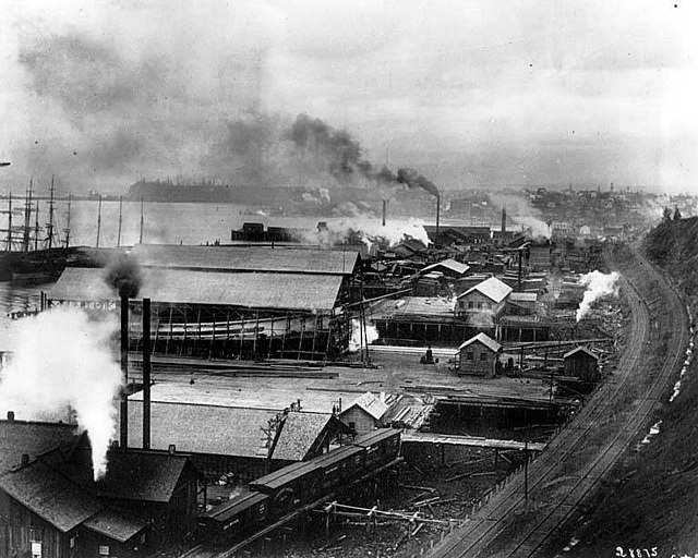 The Everett waterfront, c. 1905