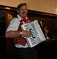 Prag-2440-U Fleků-Musikant-2008-gje.jpg