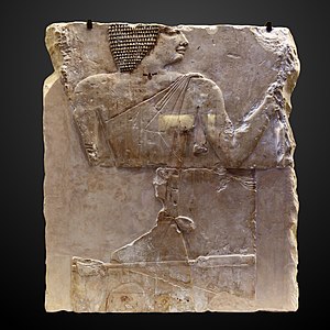 Estela da mastaba de Raotepe, em exibição no Louvre