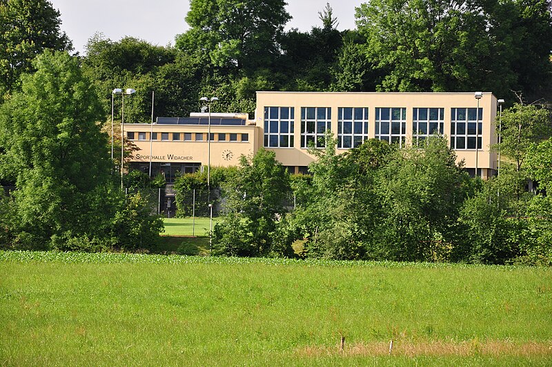 File:Rüti - Widacher-Neuhusstrasse - Chlaus - Schützenweg 2010-06-23 18-11-32.JPG