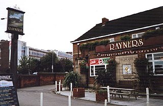 <span class="mw-page-title-main">Rayners, Rayners Lane</span> Pub in Rayners Lane, London