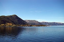 Risnefjorden and Brekke.JPG