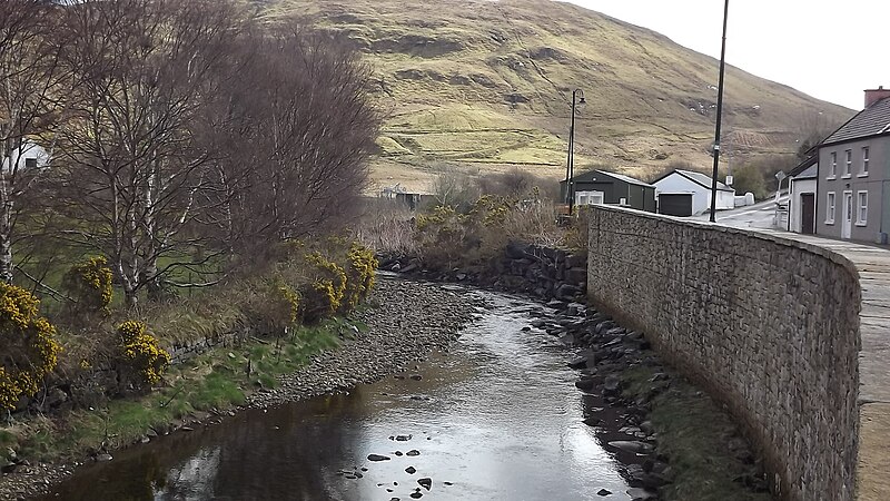 File:River at Leenaun - geograph.org.uk - 4895290.jpg