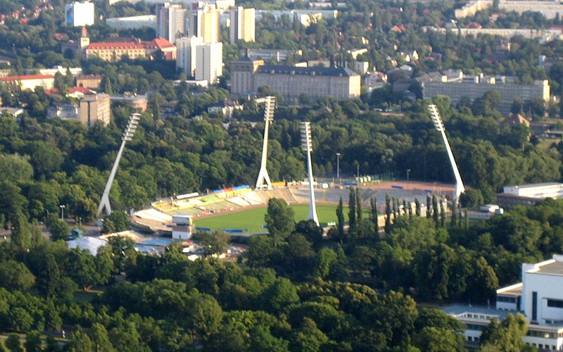 File:Rudolf-Harbig-Stadion Dresden 2006 Luftbild.jpg