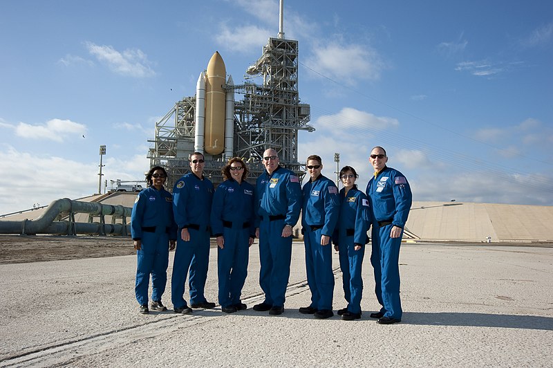 File:STS-131 TCDT 4.jpg