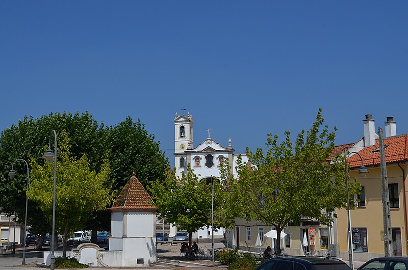 File:Santo António dos Olivais civil parish in Coimbra - the Church of Saint Anthony of Lisbon.JPG